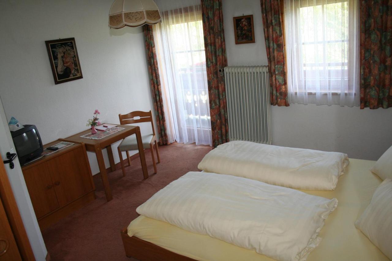 Hotel Gasthof Schweizerhaus Штульфельден Номер фото